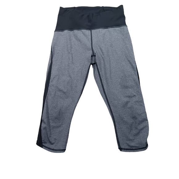 Lululemon Train Times Crop 17" Heathered Black Leggings in Size 8 - Picture 9 of 11